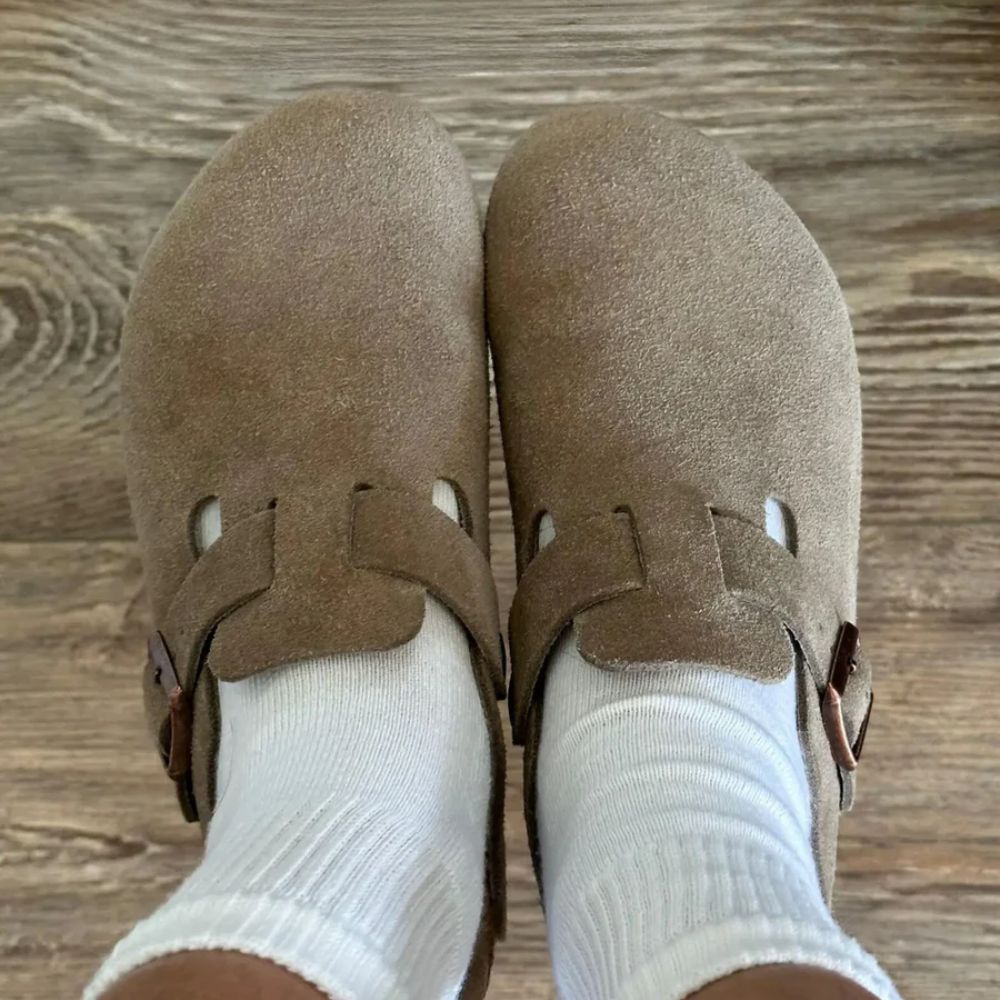 Chaussures élégantes en daim